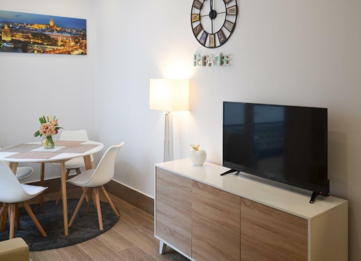 Apartamento San Jacinto III Sevilla Exterior foto